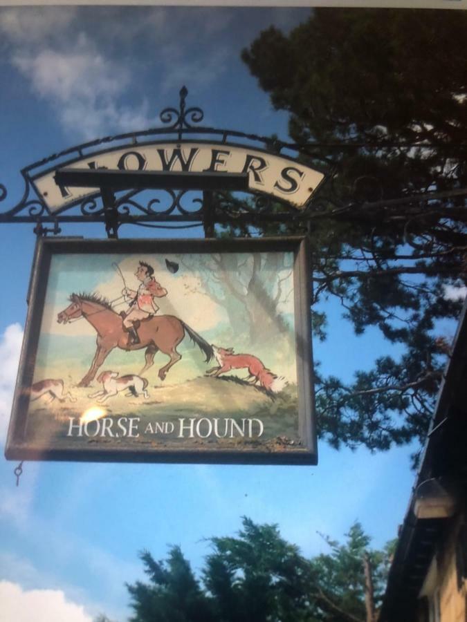 Horse & Hound Inn Broadway  Exteriör bild
